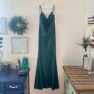 Formal Emerald Green Satin Cowel Neck Mermaid Dress Dress!